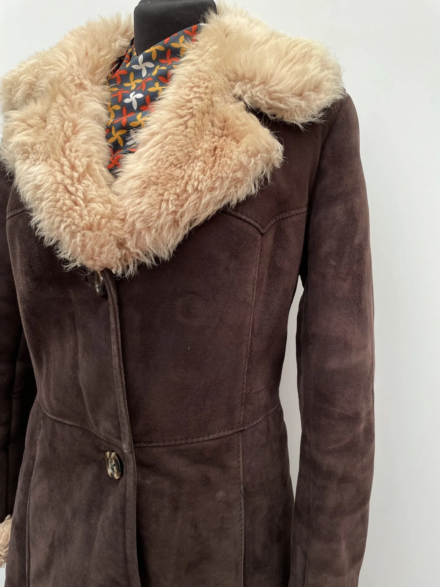 60s 70s Sheepskin Shearling Suede Coat - Size 8