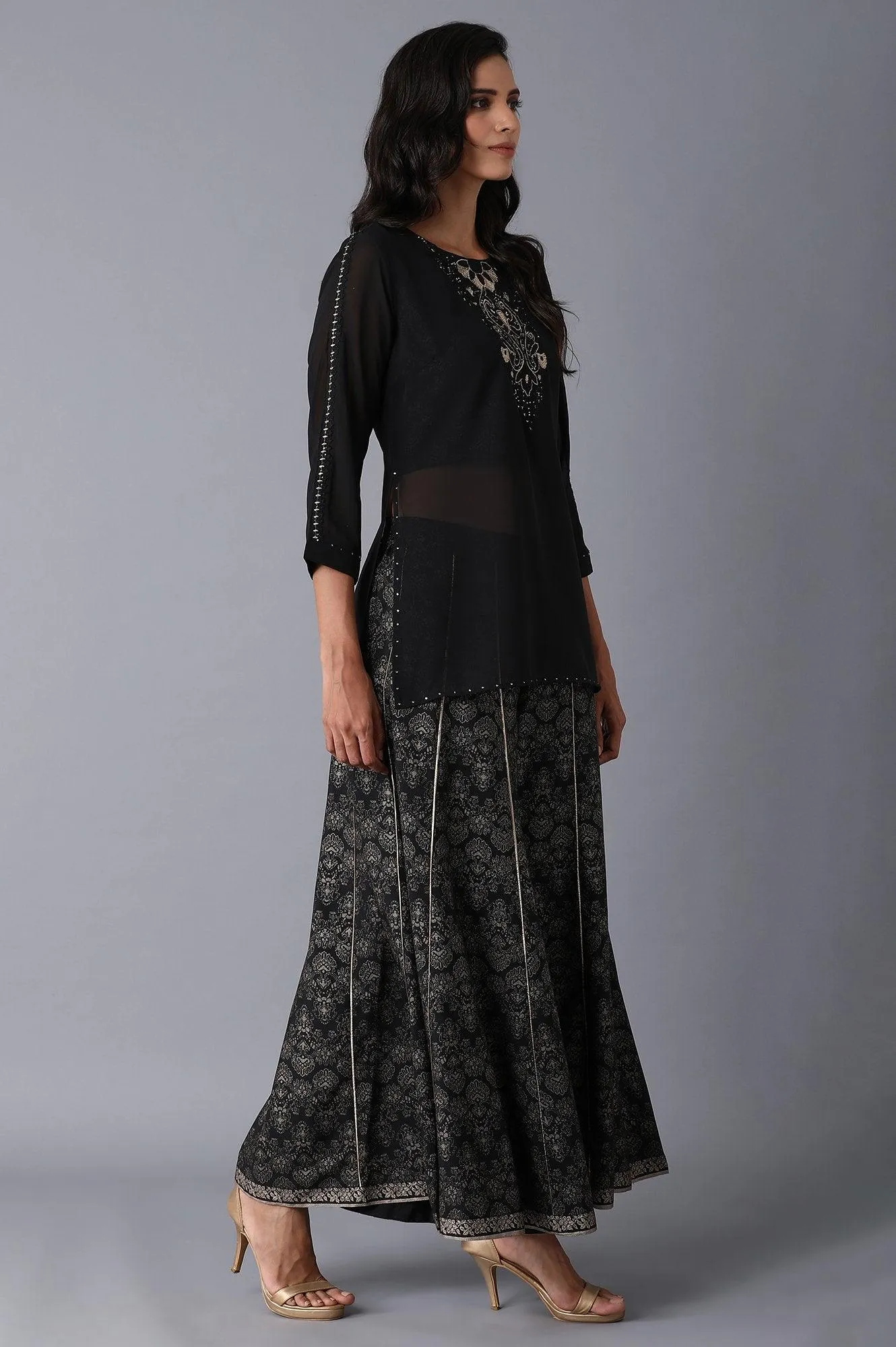 Black Layered kurta-Divided Skirt Set