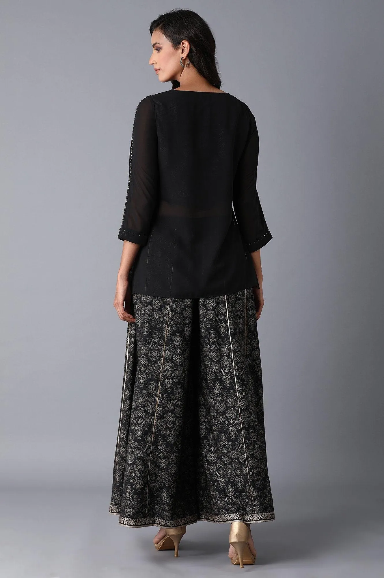 Black Layered kurta-Divided Skirt Set