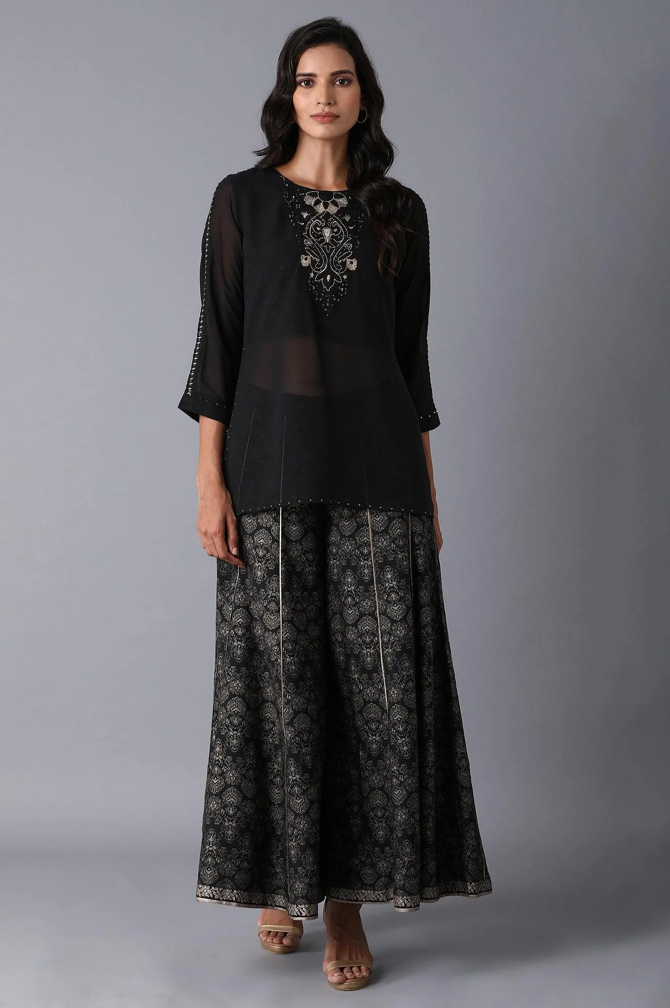 Black Layered kurta-Divided Skirt Set