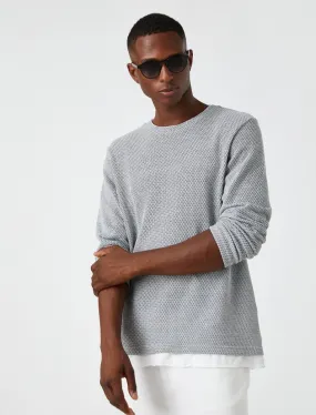 Crew Neck Long Sleeve T-Shirt in Grey
