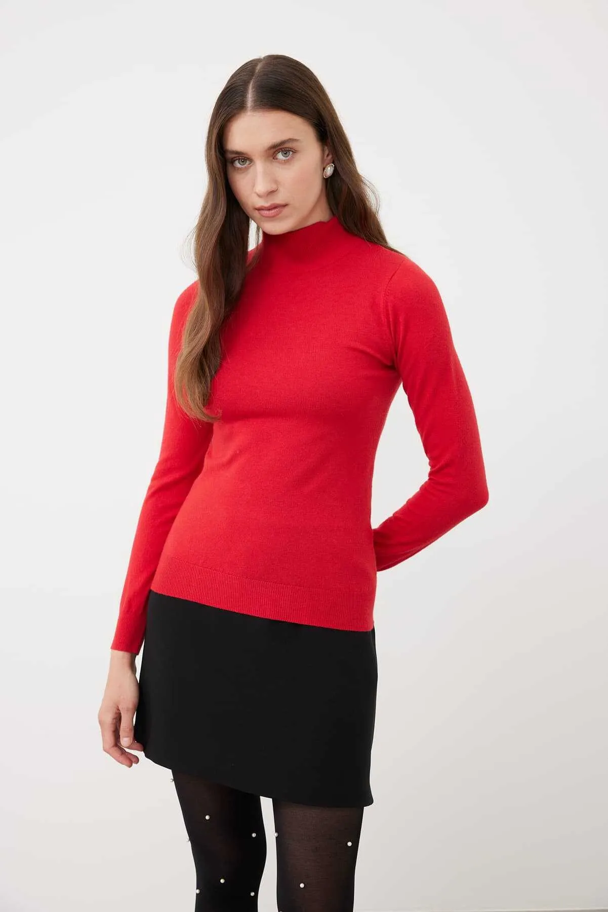 Half Turtleneck Long Sleeve Sweater Red
