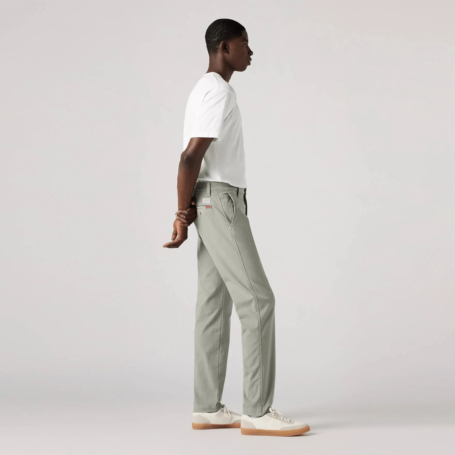 Levi's XX Chino Standard Taper Pants In Shadow Shady Green