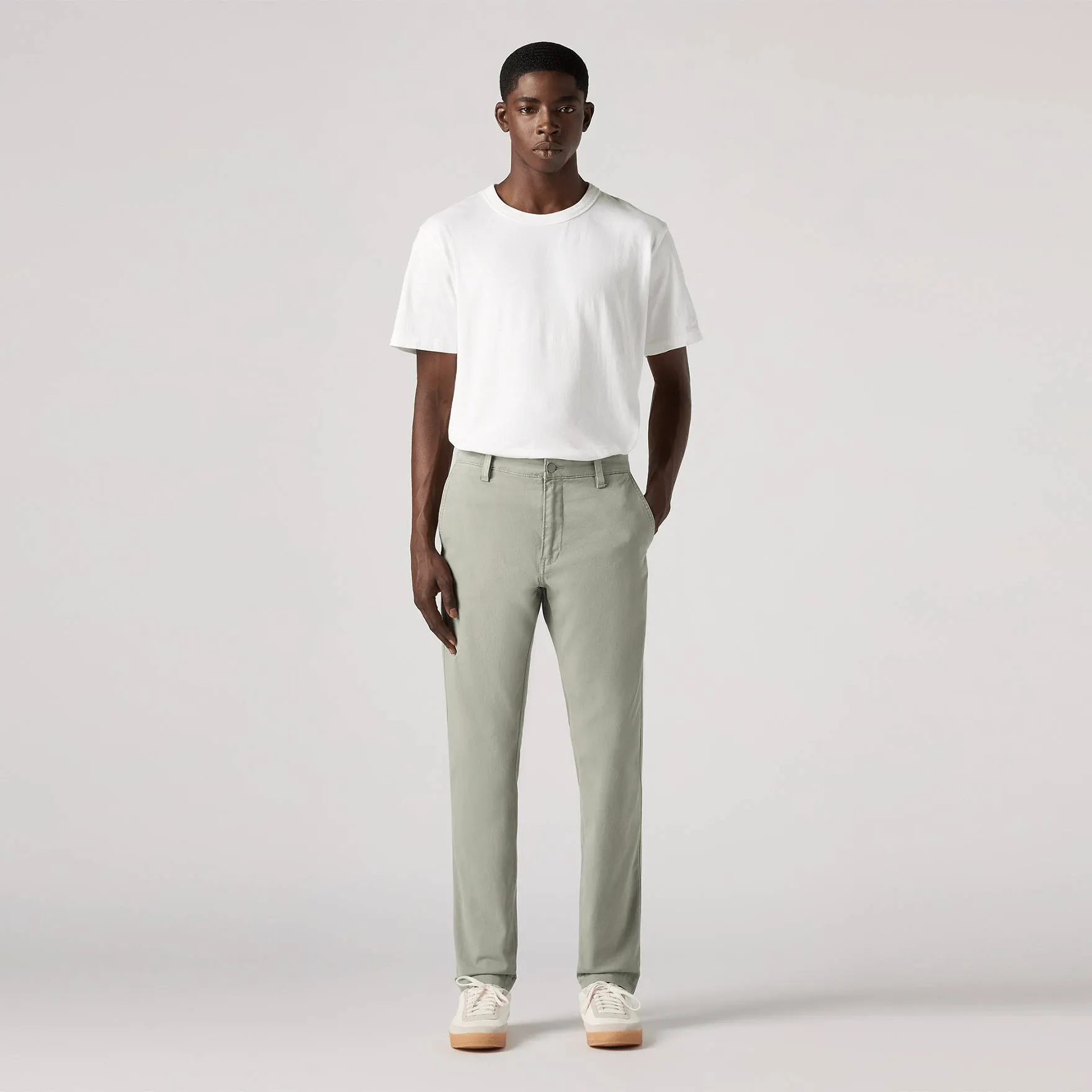 Levi's XX Chino Standard Taper Pants In Shadow Shady Green