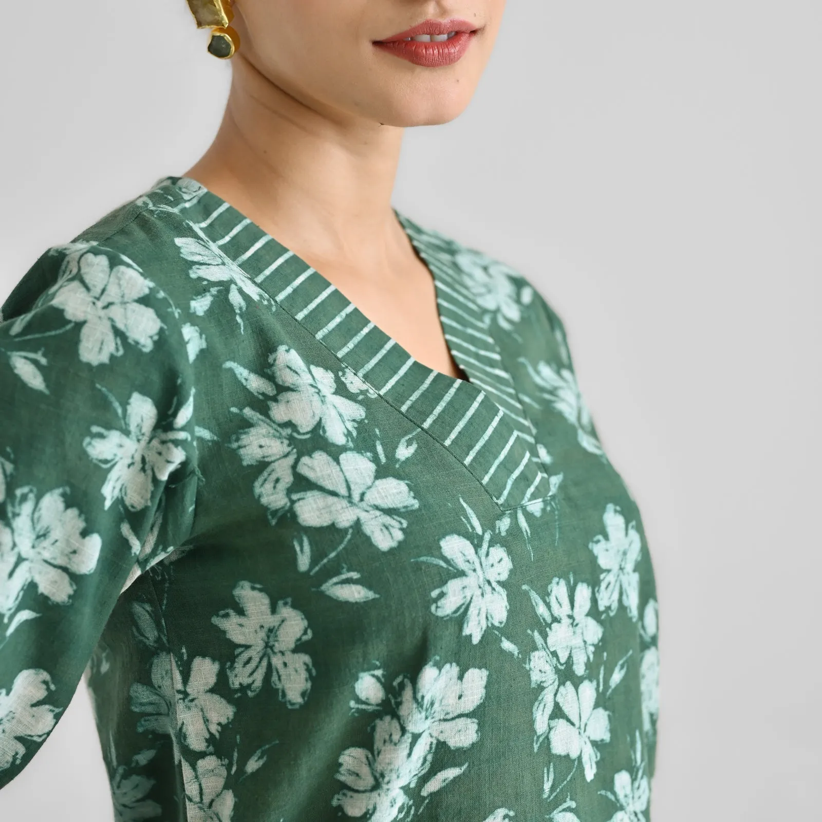 Moss Green Cotton Contemporary Dabu Printed Tunic