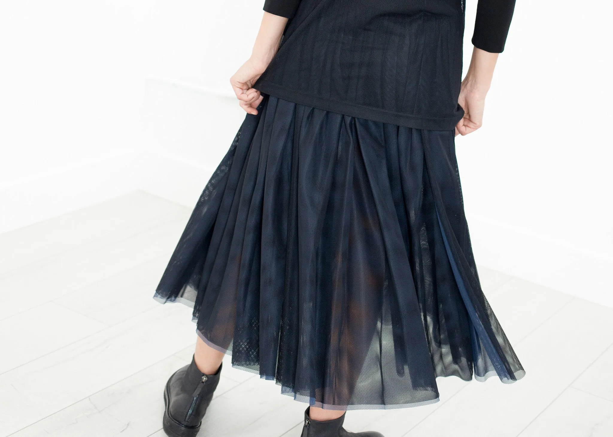 Net Panel Skirt - More Choice