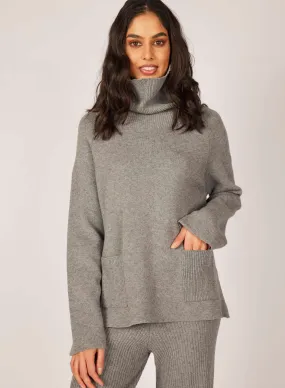 Pistache Ribbed Turtleneck Sweater With Patch Pocket