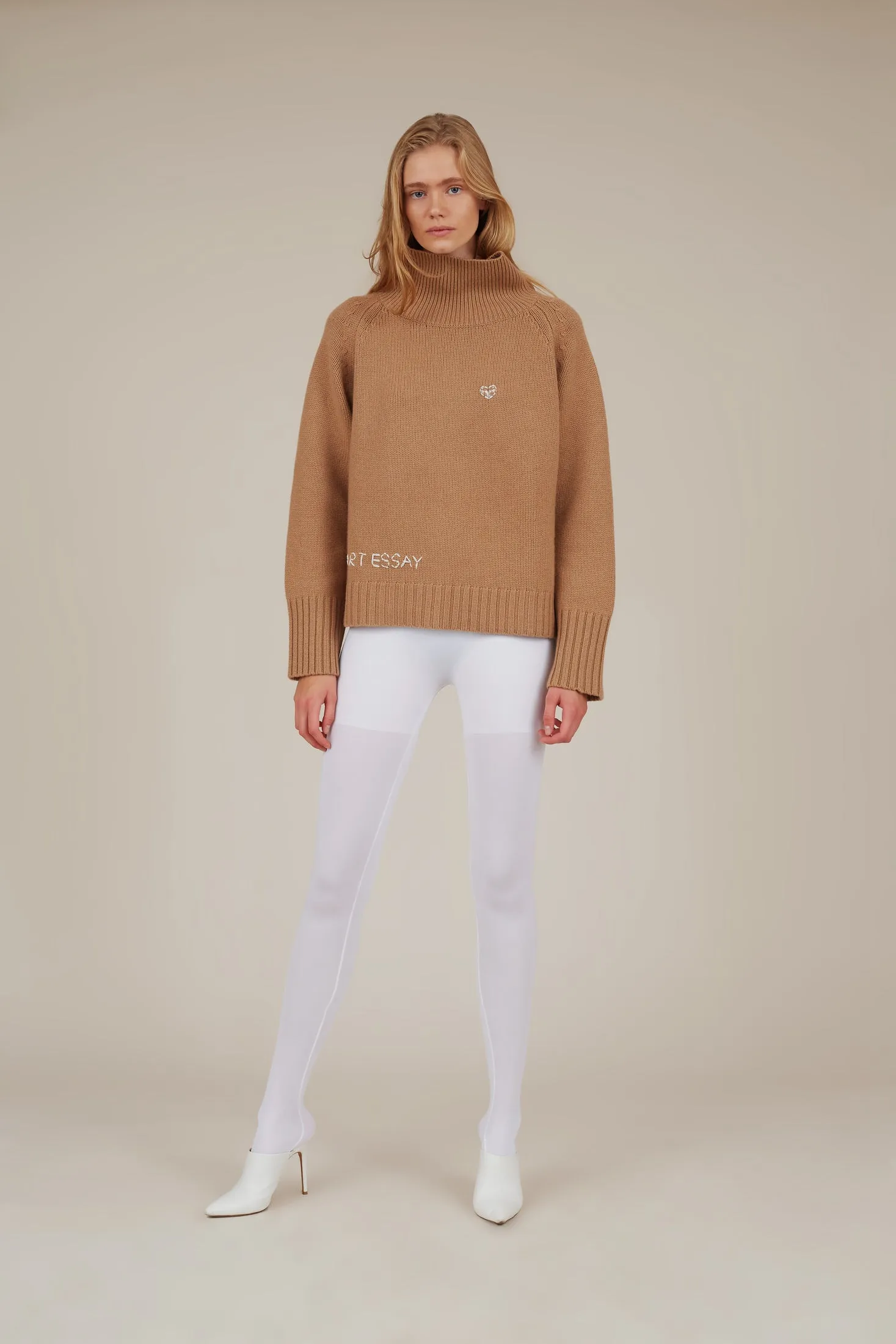 SERAFIN TURTLEECK EMBROIDERY CASHMERE SWEATER