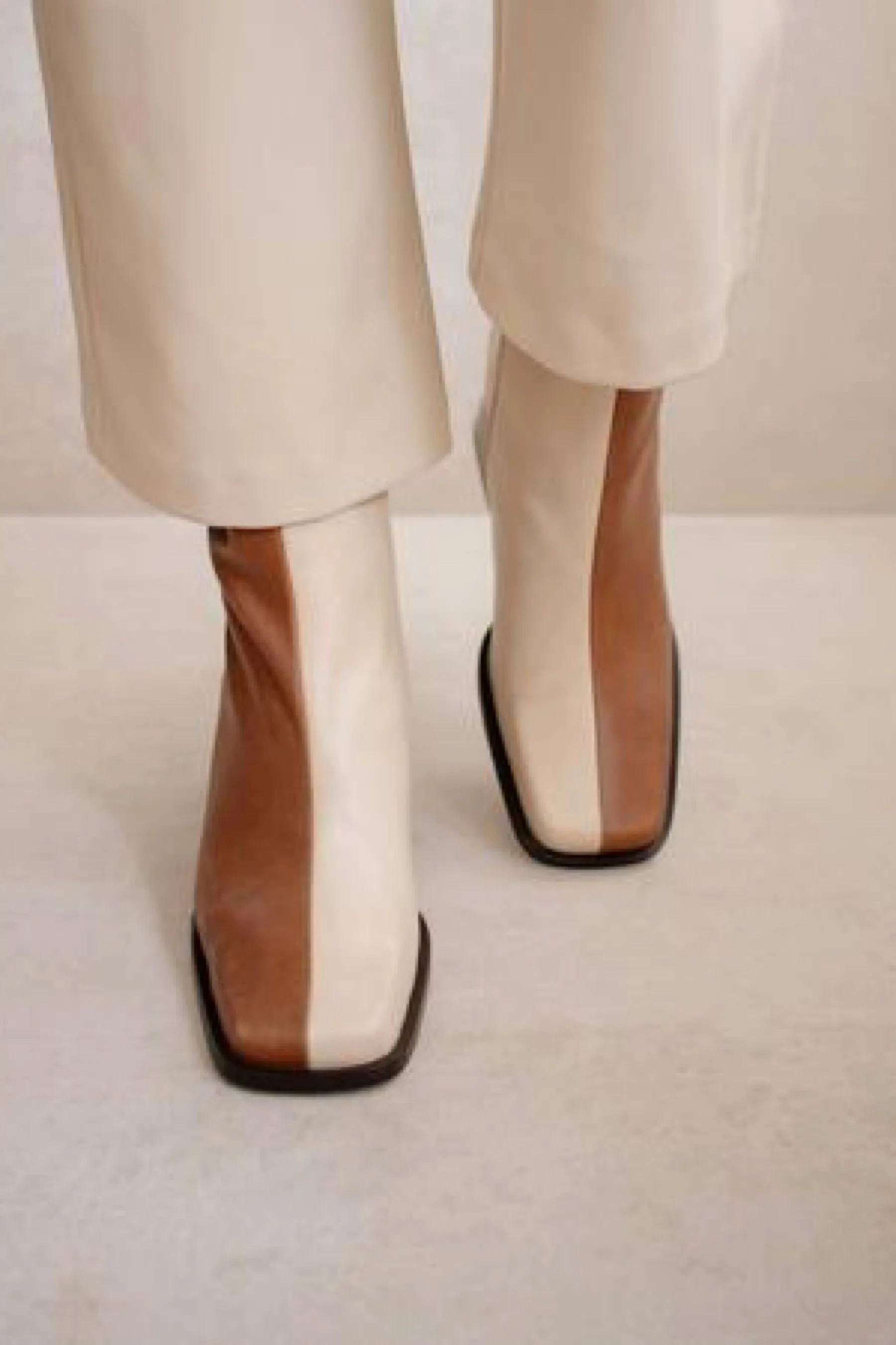 South Bicolor Boot