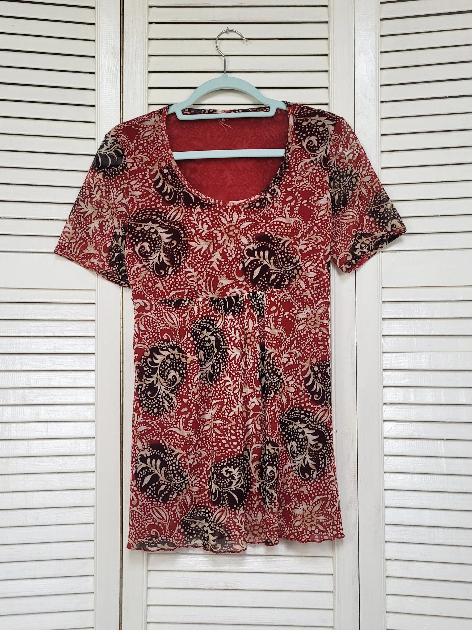Vintage Y2K 00s red floral mesh tunic top